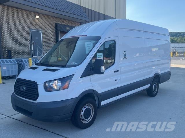Ford Transit 탑차 트럭