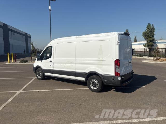 Ford Transit 패널 화물차
