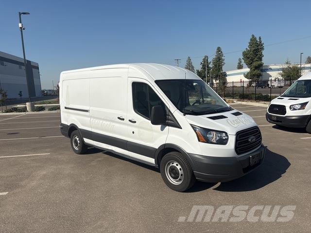 Ford Transit 패널 화물차