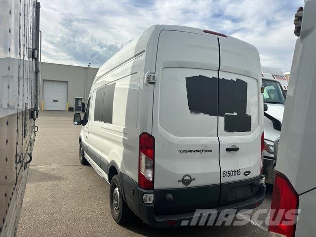 Ford Transit 패널 화물차