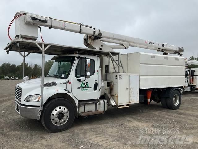 Freightliner  트럭 탑재 고소작업대