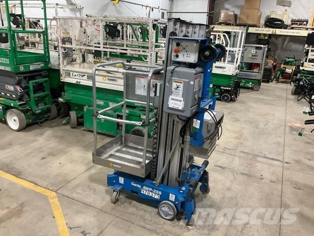 Genie AWP-25S 인원/화물 앨리베이터