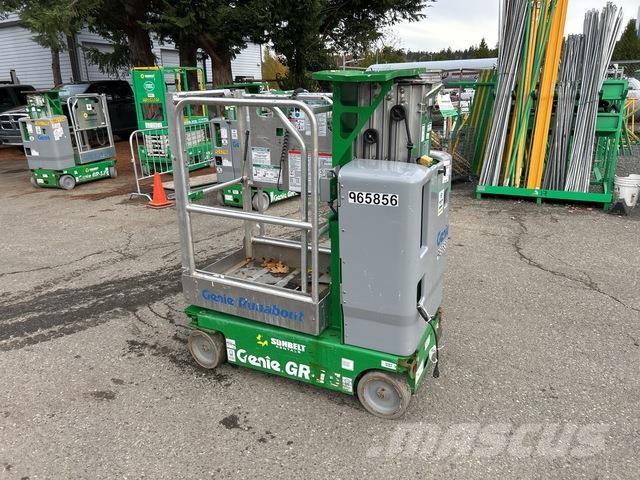 Genie GR-15 인원/화물 앨리베이터