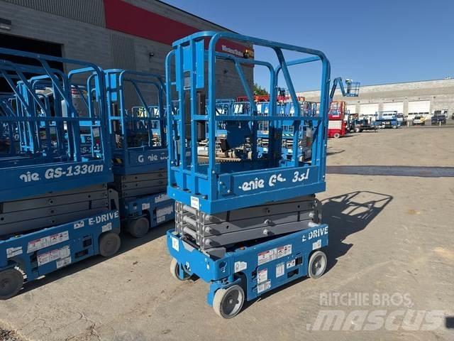 Genie GS-1330M 가위형 리프트