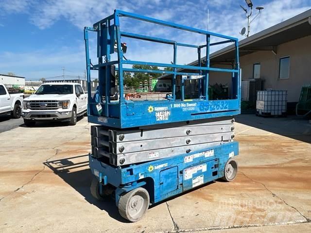 Genie GS-2632 가위형 리프트