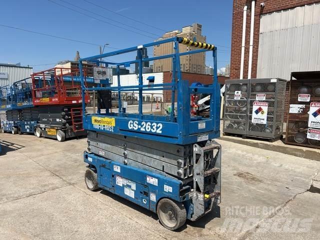 Genie GS-2632 가위형 리프트