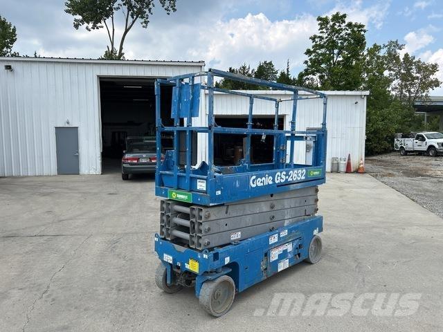 Genie GS-2632 가위형 리프트