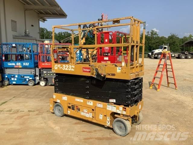Genie GS-3232 가위형 리프트