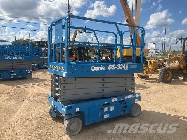 Genie GS-3246 가위형 리프트