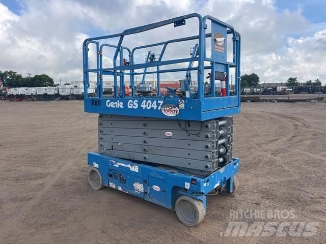 Genie GS-4047 가위형 리프트