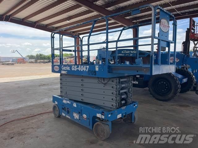 Genie GS-4047 가위형 리프트