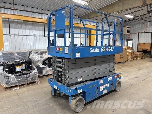 Genie GS-4047 가위형 리프트