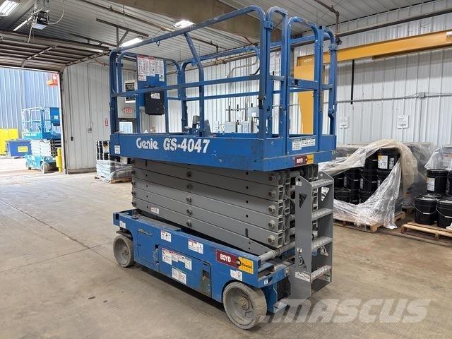 Genie GS-4047 가위형 리프트