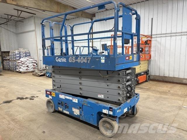 Genie GS-4047 가위형 리프트