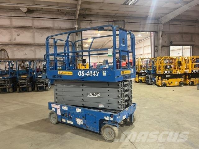 Genie GS-4047 가위형 리프트