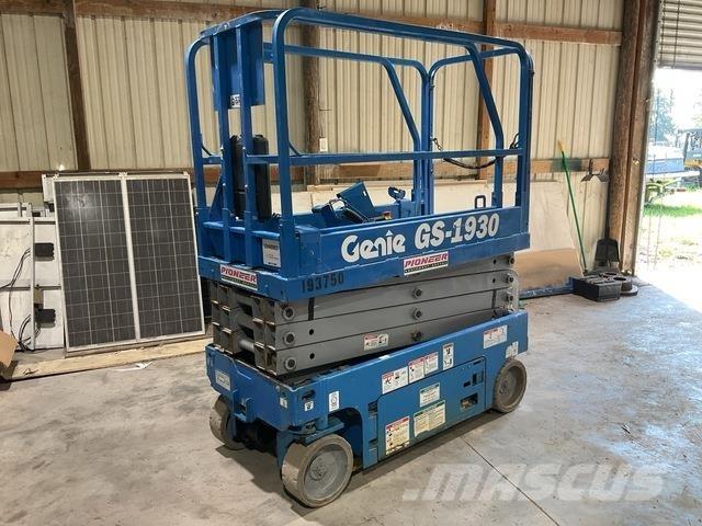 Genie GS1930 가위형 리프트
