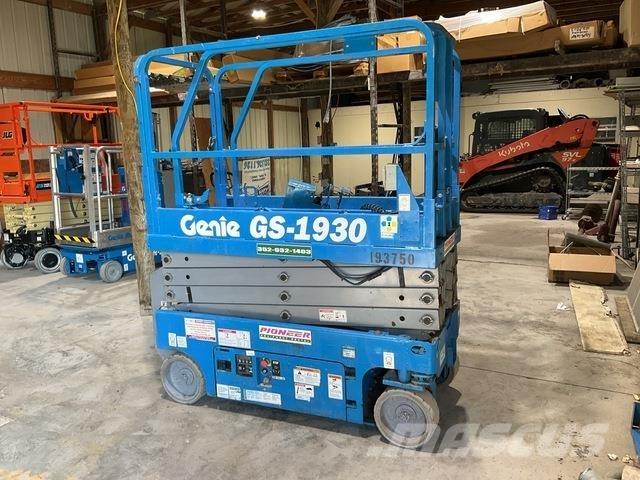 Genie GS1930 가위형 리프트