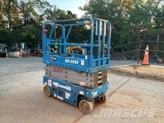 Genie GS1930 가위형 리프트