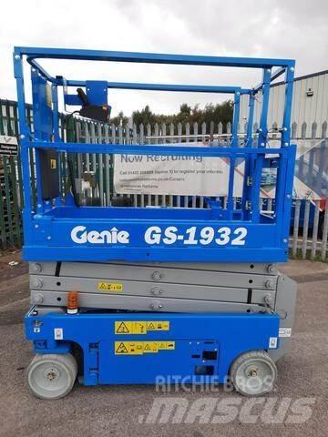 Genie GS1932 가위형 리프트