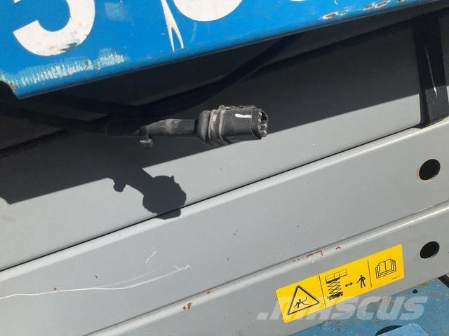 Genie GS1932 가위형 리프트