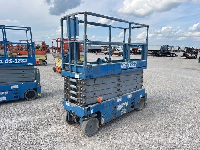 Genie GS3232 가위형 리프트