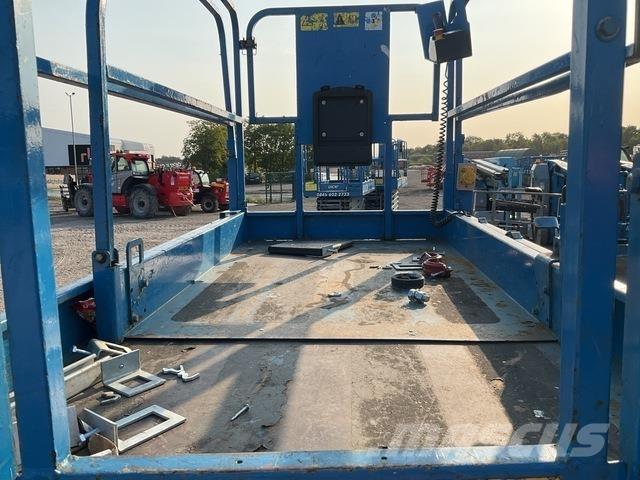 Genie GS4047 가위형 리프트