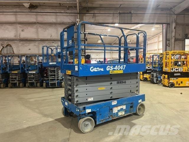 Genie GS4047 가위형 리프트
