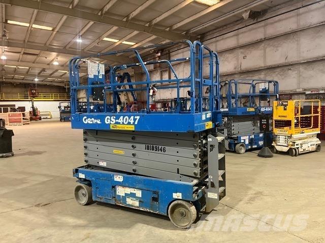 Genie GS4047 가위형 리프트