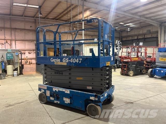Genie GS4047 가위형 리프트