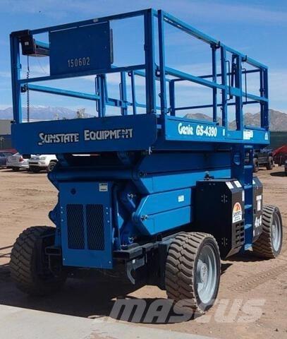 Genie GS4390RT 가위형 리프트