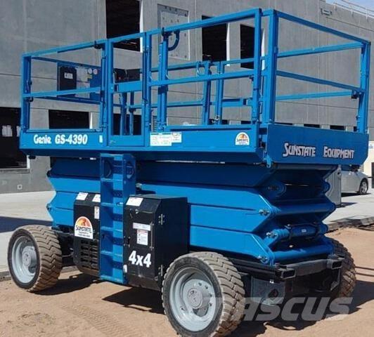 Genie GS4390RT 가위형 리프트