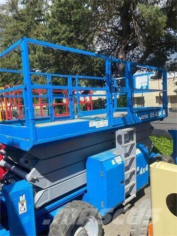 Genie GS4390RT 가위형 리프트
