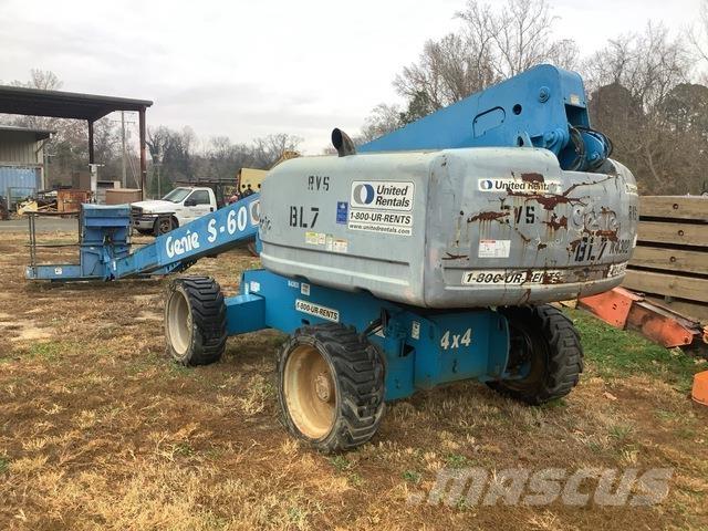 Genie S-60 견인식 전동이동 리프트