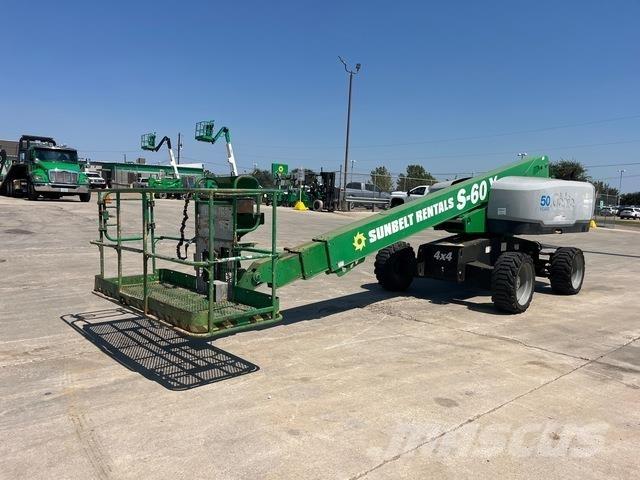 Genie S-60X 견인식 전동이동 리프트