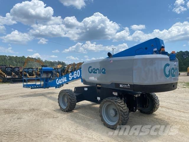 Genie S-60XC 견인식 전동이동 리프트