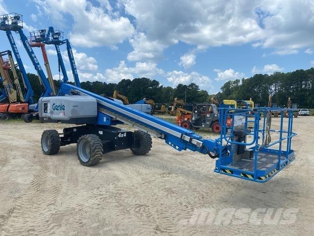 Genie S-60XC 견인식 전동이동 리프트