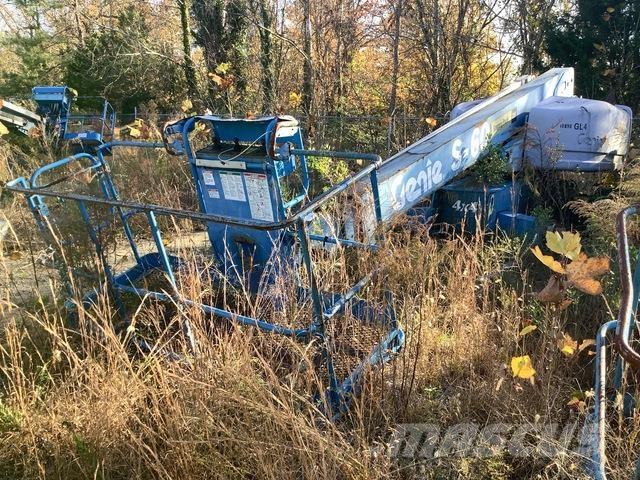 Genie S60 견인식 전동이동 리프트