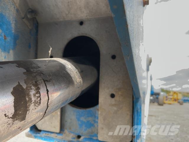 Genie S85 XC 견인식 전동이동 리프트