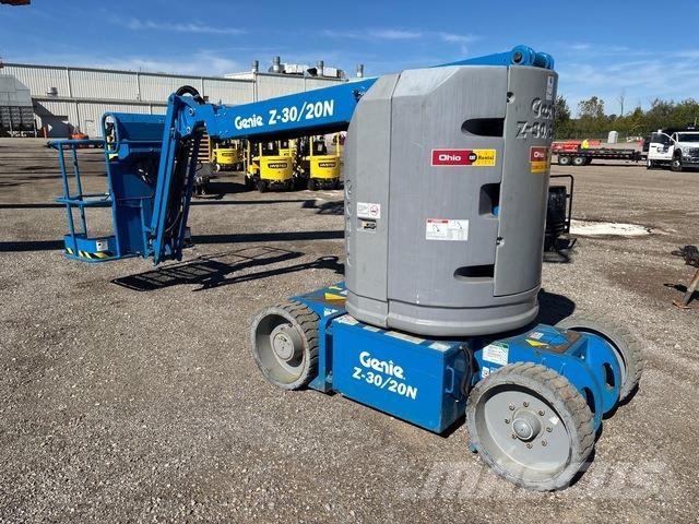 Genie Z-30/20N 관절형 전동이동 리프트