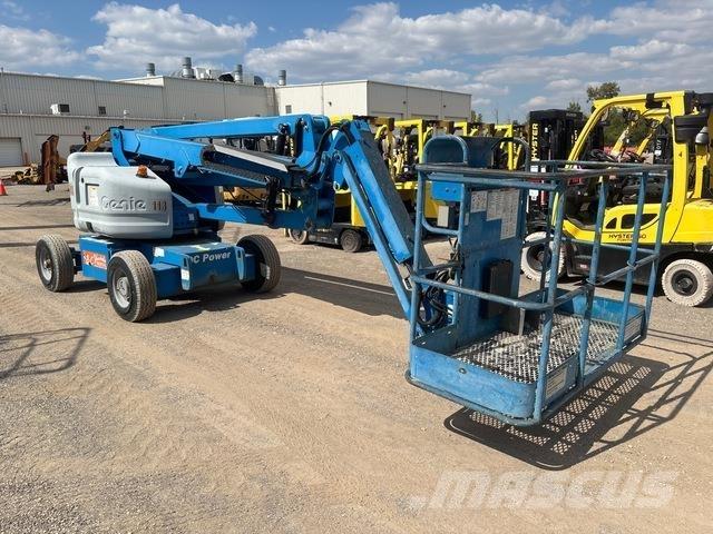 Genie Z-45/25J 관절형 전동이동 리프트