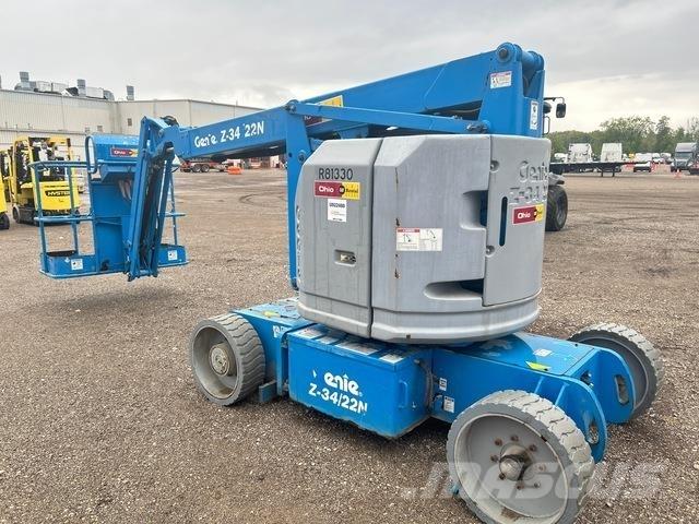 Genie Z34/22N 관절형 전동이동 리프트