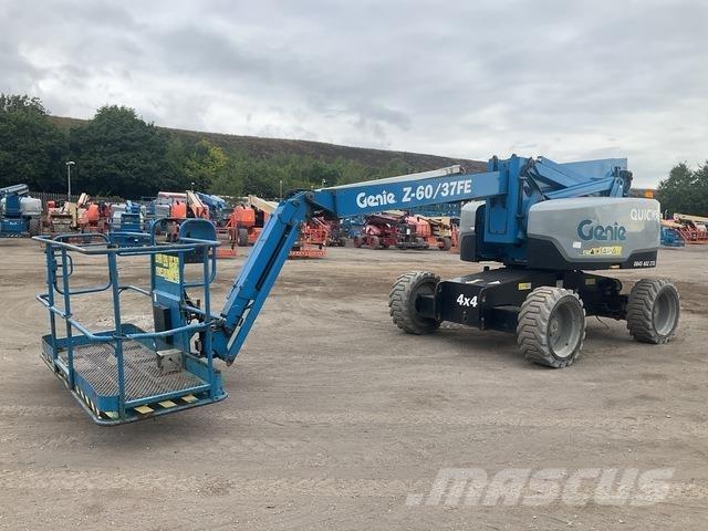 Genie Z60/37 관절형 전동이동 리프트