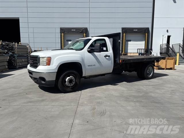 GMC 3500 플랫베드/드롭사이드 트럭