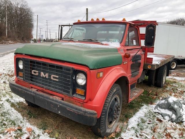 GMC 5500 덤프 트럭