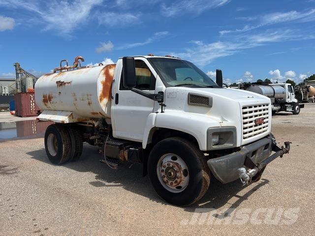 GMC C7500 급수차