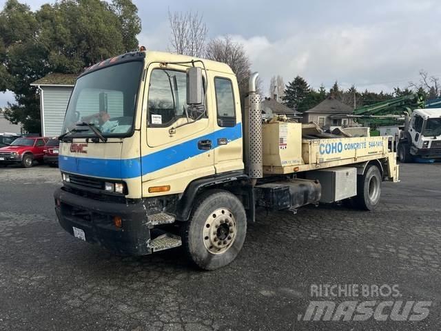 GMC T7500 콘크리트 펌프카