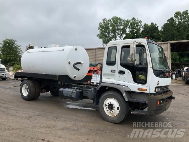GMC T7500 급수차