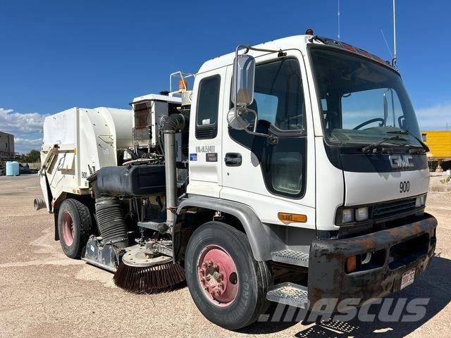 GMC T7500 청소 트럭