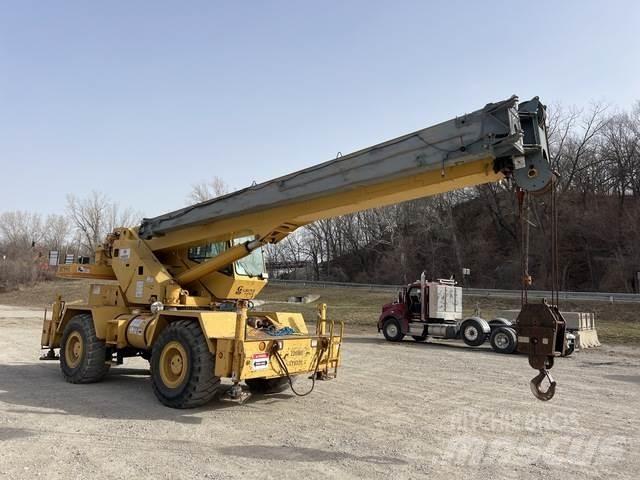 Grove RT530E R/T 크레인