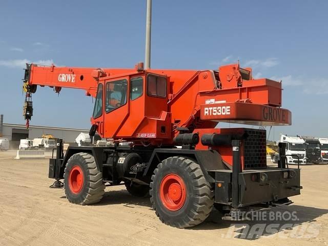 Grove RT530E R/T 크레인